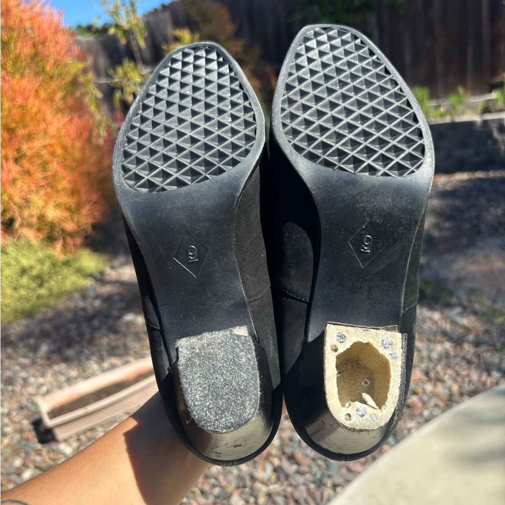 Heels - Picture 10 of 11